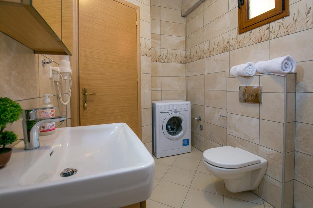 Aphrodite Villas Kinira Esterno foto