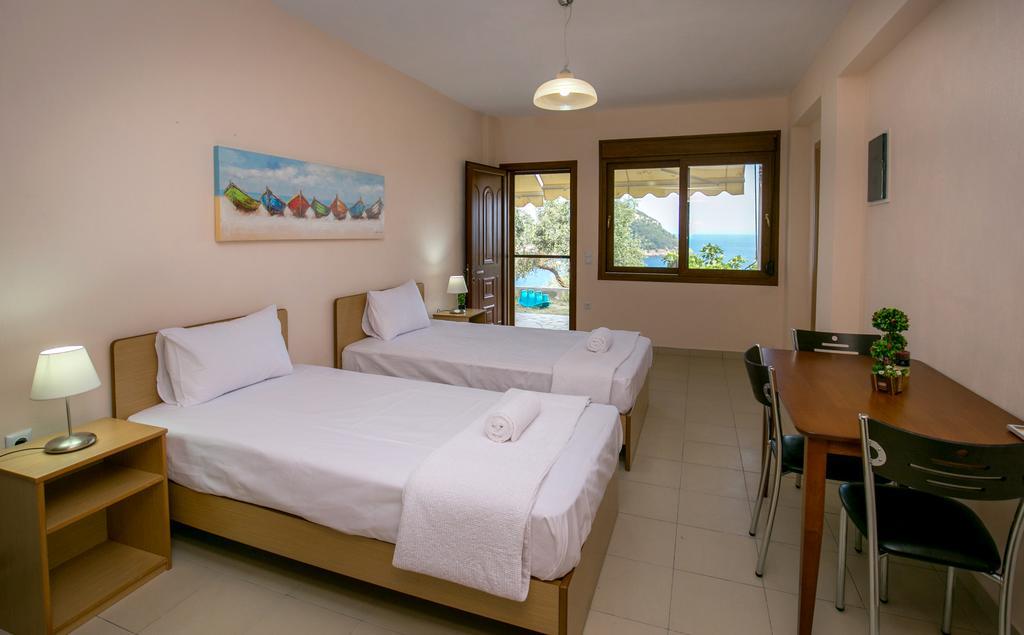 Aphrodite Villas Kinira Esterno foto